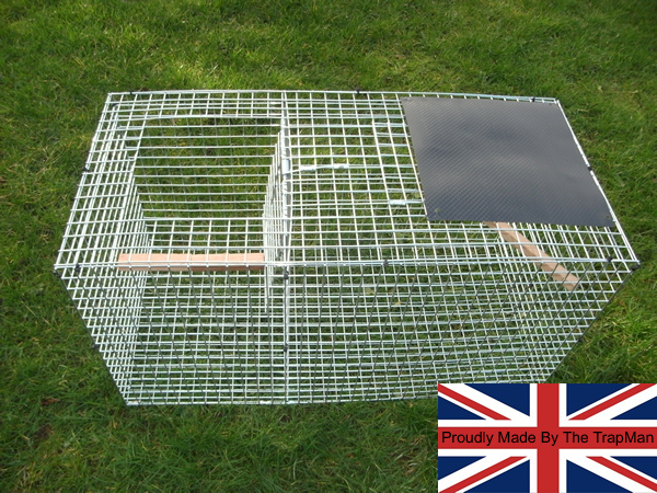 This is a single catch magpie trap, (can be used again and again) with decoy compartment for your call bird 