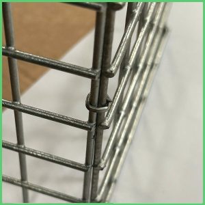 m clip closed on wire