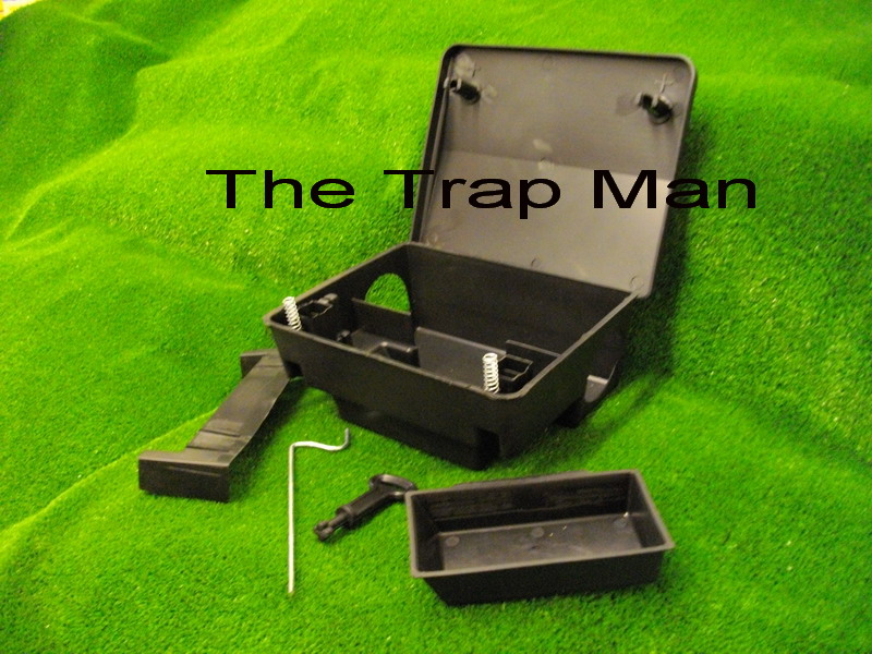 TrapMan Rat Bait Station Rat Poison Bait Box Secure Locking Lid